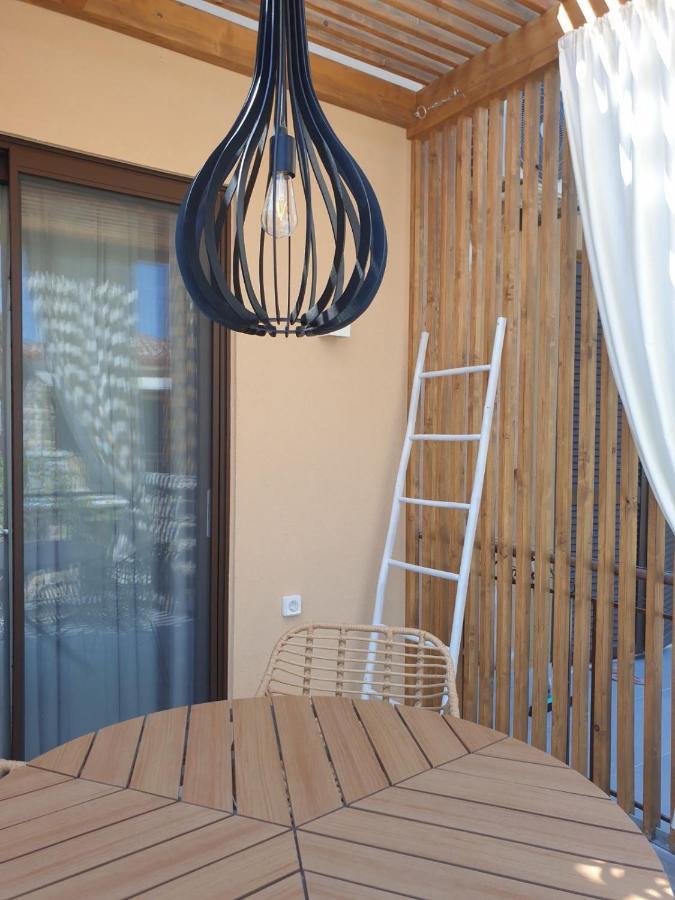Vista Al Mare Luxury Apartments Jálova Eksteriør bilde